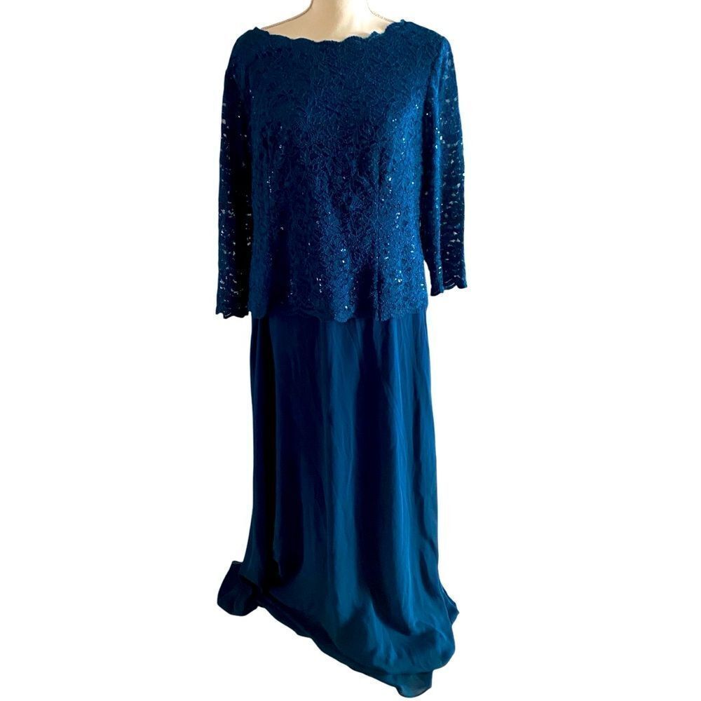 Alex Lace Evening Gown Dress Size 14W NWT - Picture 3 of 12